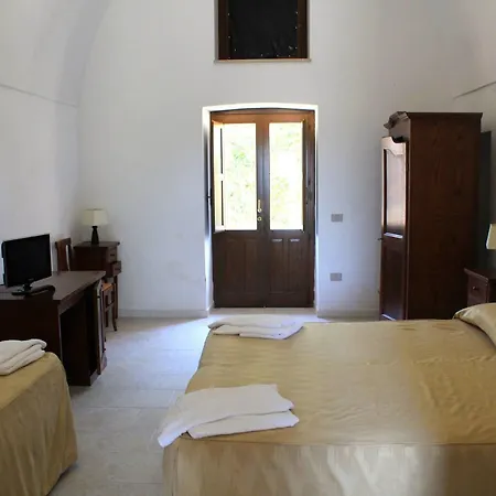 Masseria Fabrizio 奥特朗托